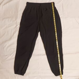Old Navy Lightweight StretchTech Black Joggers With Cargo Pockets